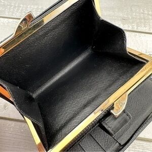 AUTHENTIC Louis Vuitton Epi Leather French Purse Wallet. Black.
